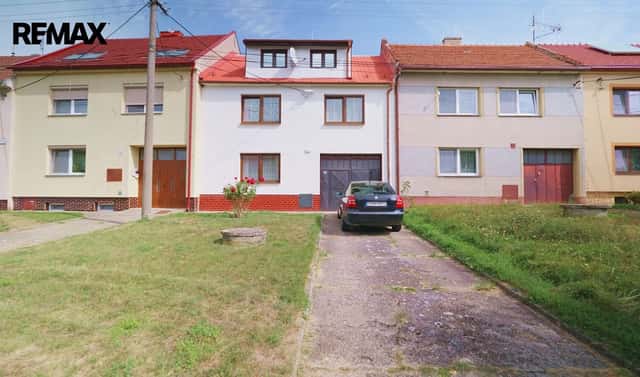 Prodej domu 184 m² s pozemkem 1 042 m², Hrubá Vrbka, okres Hodonín