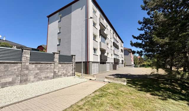 Prodej bytu 3+1 60 m², Lipová, Tachov