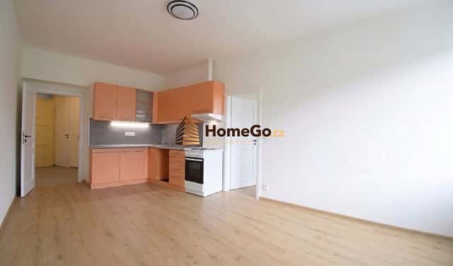 Pronájem bytu 2+kk 55 m², Žateckých, Praha 4 – Nusle