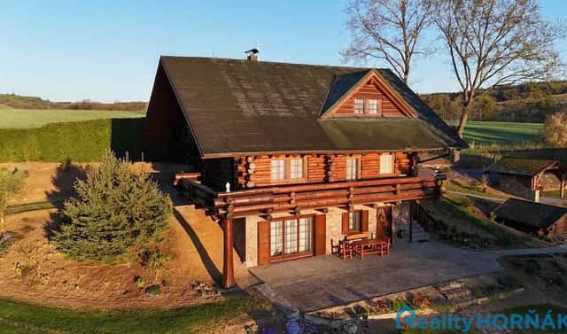 Prodej domu 293 m² s pozemkem 3 428 m², Hluboká nad Vltavou – Jeznice, okres České Budějovice
