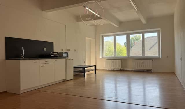 Pronájem kanceláře 97 m², Nádražní, Modřice, okres Brno-venkov