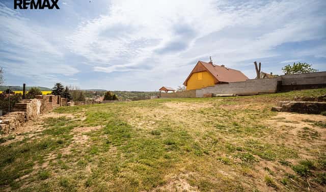 Prodej stavebního pozemku 820 m², Holedeč, okres Louny