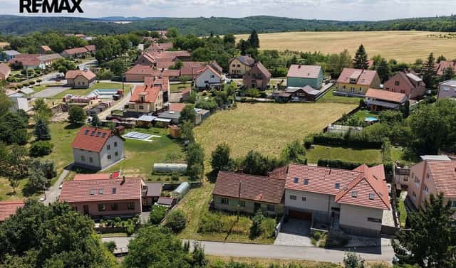 Prodej stavebního pozemku 2 464 m², Habrůvka, okres Blansko