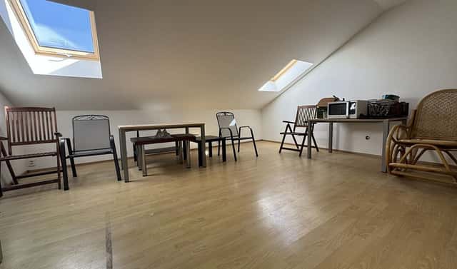 Pronájem bytu 4+1 37 m², V Zahradách, Světice, okres Praha-východ