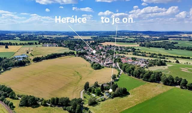 Prodej stavebního pozemku 1 590 m², Herálec, okres Havlíčkův Brod