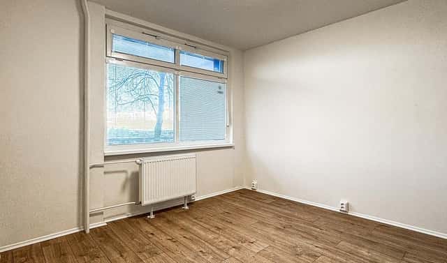 Pronájem kanceláře 17 m², Frostova, Praha 10 – Petrovice