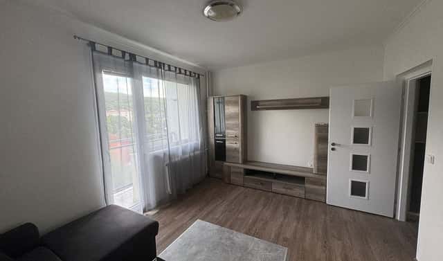 Pronájem bytu 3+1 65 m², Západní, Karlovy Vary
