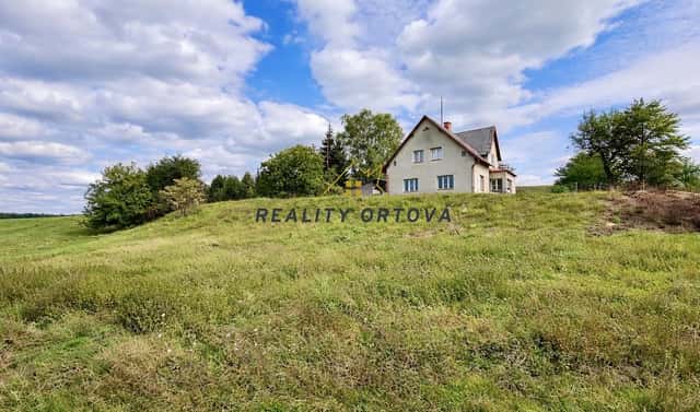 Prodej domu 179 m² s pozemkem 3 930 m², Karlovice – Sedmihorky, okres Semily