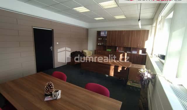 Pronájem kanceláře 28 m², Nádražní, Třeboň – Třeboň II, okres Jindřichův Hradec