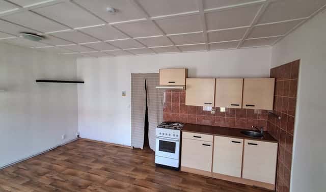 Pronájem bytu 1+kk 28 m², Jírovcova, České Budějovice – České Budějovice 3