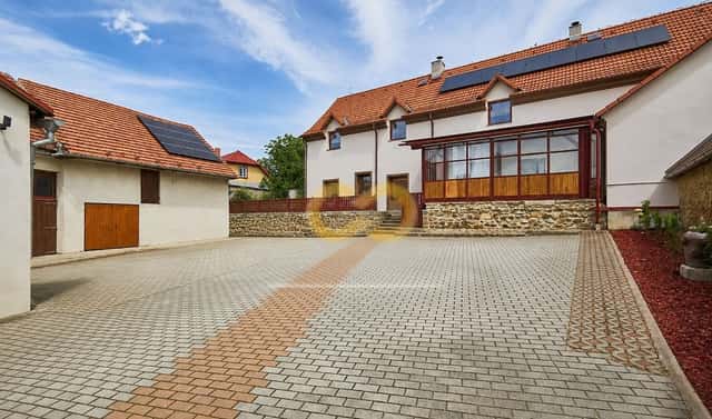 Prodej domu 930 m² s pozemkem 1 550 m², Plánkova, Vlachovo Březí, okres Prachatice