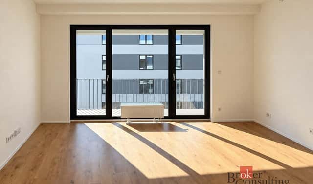 Prodej bytu 1+kk 34 m², Železná, Plzeň – Jižní Předměstí, okres Plzeň-město