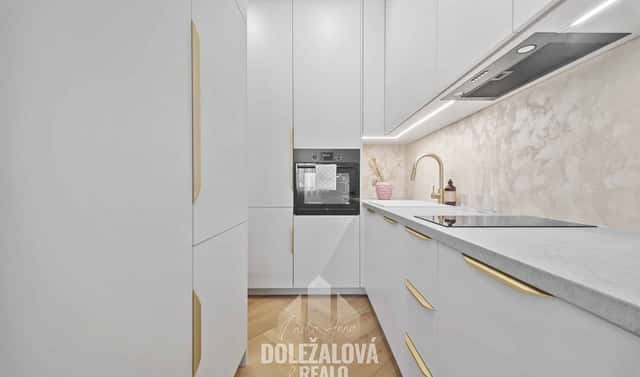 Prodej bytu 1+kk 25 m², Kralická, Praha 10 – Strašnice