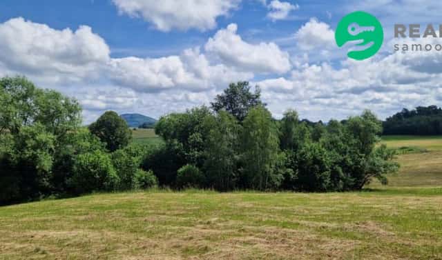 Prodej stavebního pozemku 1 122 m², Zákupy, okres Česká Lípa