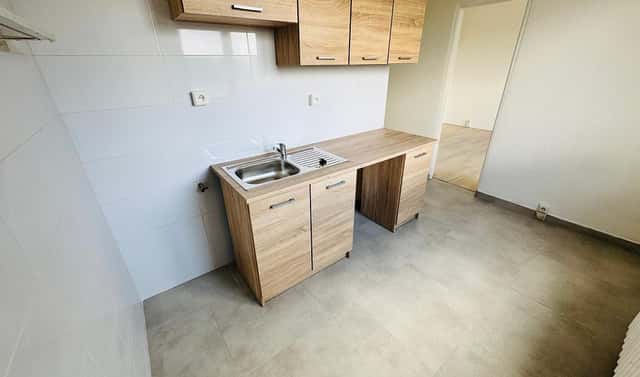 Pronájem bytu 2+1 50 m², Horská, Bochov, okres Karlovy Vary