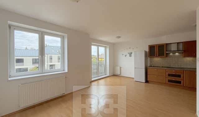 Pronájem bytu 2+kk 52 m², K Pískovně, Strančice, okres Praha-východ