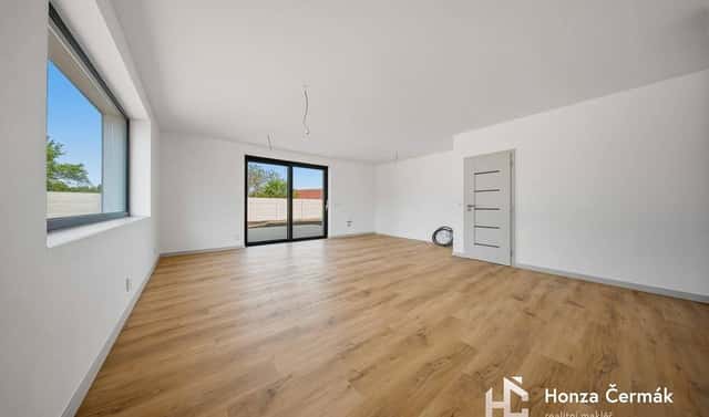 Prodej domu 130 m² s pozemkem 171 m², Oslavany, okres Brno-venkov