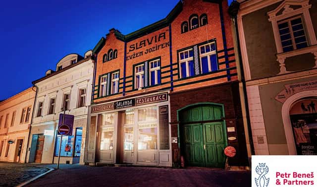 Prodej obchodních prostor 1 100 m², Husovo náměstí, Rakovník – Rakovník I