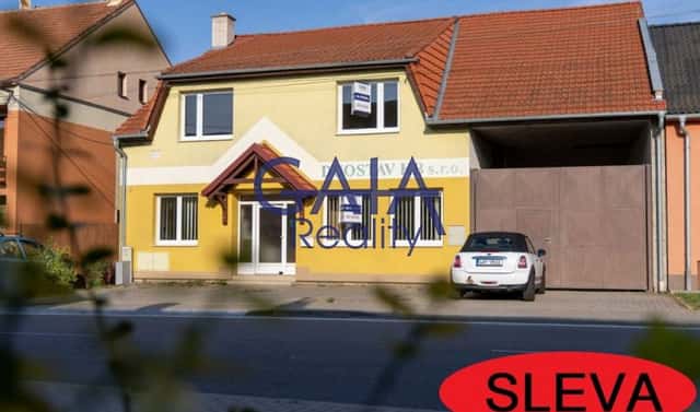 Prodej obchodních prostor 692 m², Vacenovice, okres Hodonín