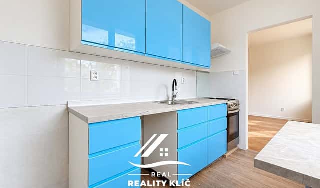 Pronájem bytu 2+1 52 m², Alžírská, Ostrava – Poruba, okres Ostrava-město