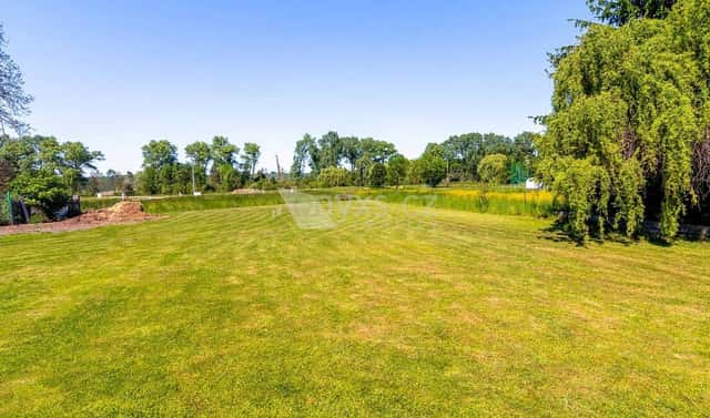 Prodej stavebního pozemku 1 653 m², Červený Újezd, okres Praha-západ
