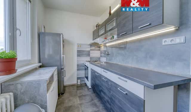Prodej bytu 2+1 52 m², Za Stodolami, Kryry, okres Louny