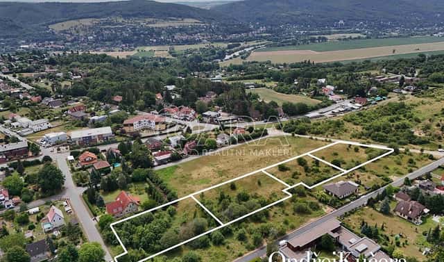 Prodej stavebního pozemku 6 657 m², Černošice, okres Praha-západ
