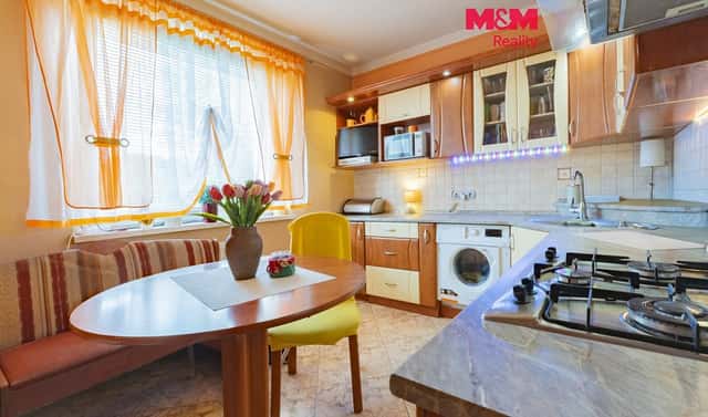 Prodej bytu 3+1 68 m², Husova, Chodov, okres Sokolov