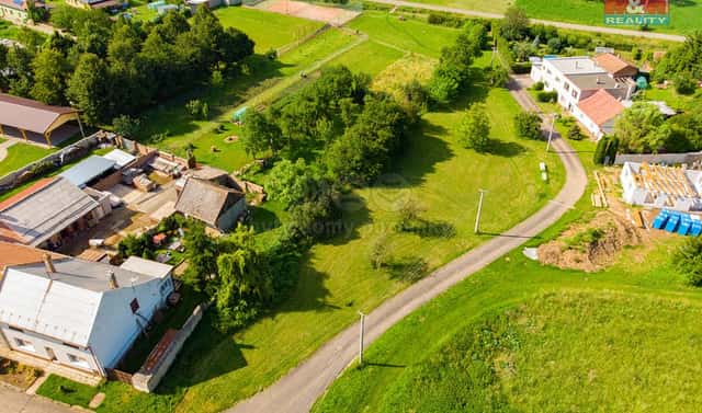 Prodej stavebního pozemku 936 m², Uhřice, okres Kroměříž
