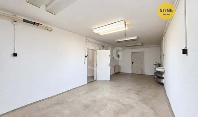 Pronájem skladovacích prostor 55 m², Ostrava – Moravská Ostrava, okres Ostrava-město