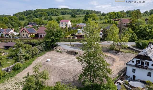 Prodej stavebního pozemku 4 488 m², Lipina, okres Olomouc