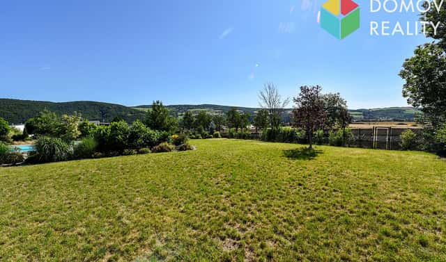 Prodej stavebního pozemku 1 390 m², Hýskov, okres Beroun