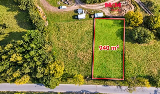 Prodej stavebního pozemku 940 m², Škrdlovice, okres Žďár nad Sázavou