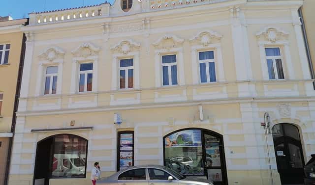 Prodej nájemního domu, činžáku 416 m², Váňova, Kladno