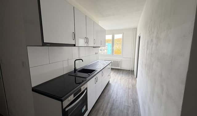 Pronájem bytu 2+1 65 m², Březenecká, Chomutov