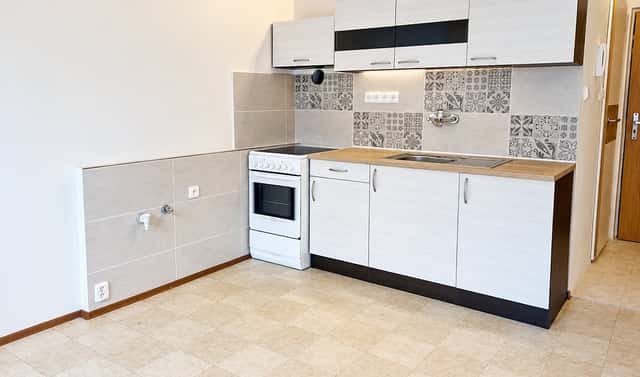 Pronájem bytu 1+1 35 m², Kamenná, Chomutov