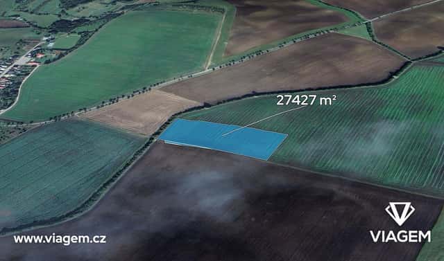 Prodej pole 27 427 m², Roštění, okres Kroměříž
