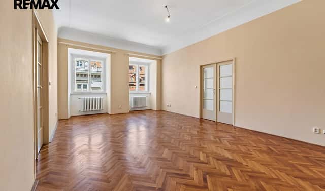 Pronájem kanceláře 130 m², Staroměstské náměstí, Praha 1 – Staré Město
