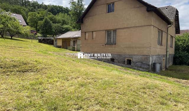 Prodej domu 80 m² s pozemkem 869 m², Otročiněves, okres Beroun