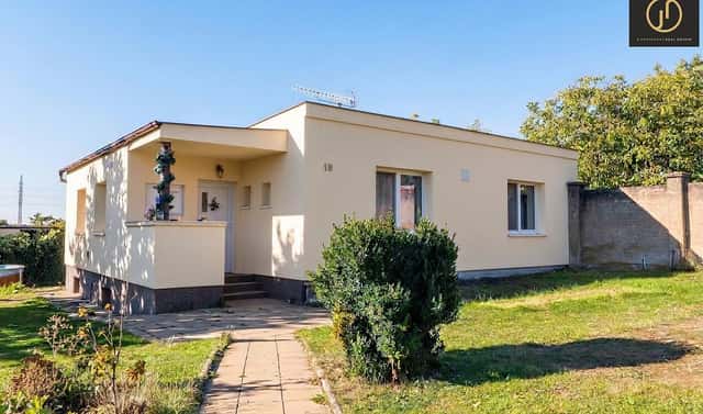 Prodej domu 100 m² s pozemkem 978 m², Karlovarská, Kyšice, okres Kladno