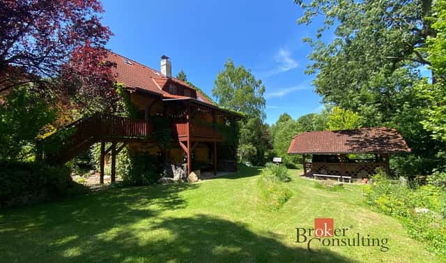 Prodej domu 242 m² s pozemkem 1 164 m², Horní Stropnice – Hojná Voda, okres České Budějovice