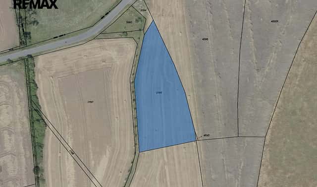 Prodej stavebního pozemku 3 953 m², Čestlice, okres Praha-východ