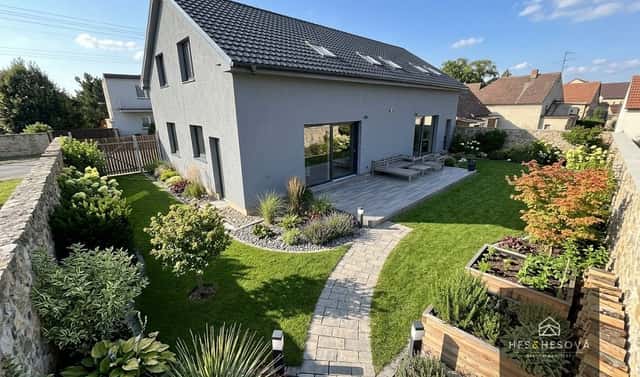 Prodej domu 146 m² s pozemkem 70 m², V Chaloupkách, Vysoký Újezd, okres Beroun