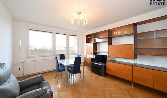 Pronájem bytu 3+1 54 m², Hartigova, Praha 3 – Žižkov