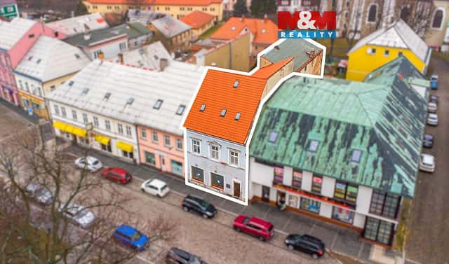 Prodej domu 258 m² s pozemkem 258 m², nám. Míru, Šluknov, okres Děčín