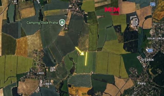 Prodej pole 356 m², Libeř – Libeň, okres Praha-západ