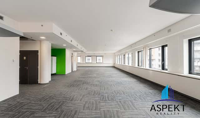 Pronájem kanceláře 456 m², Líbalova, Praha 4 – Chodov