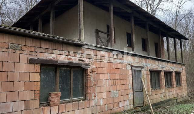 Prodej chaty/chalupy 220 m² s pozemkem 24 720 m², Halenkovice, okres Zlín
