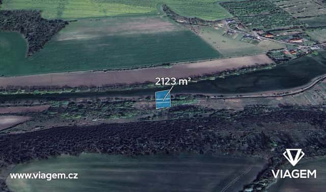 Prodej pole 2 123 m², Sazená, okres Kladno