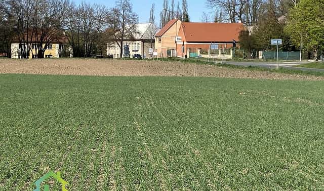 Prodej stavebního pozemku 1 000 m², Mořina, okres Beroun